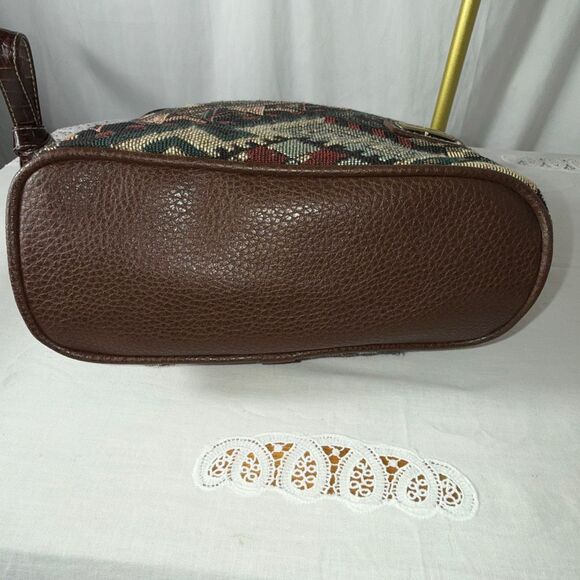 Vintage-Inspired VR Classics Tapestry Shoulder Bag | Southwestern Aztec Print | - Picture 8 of 16
